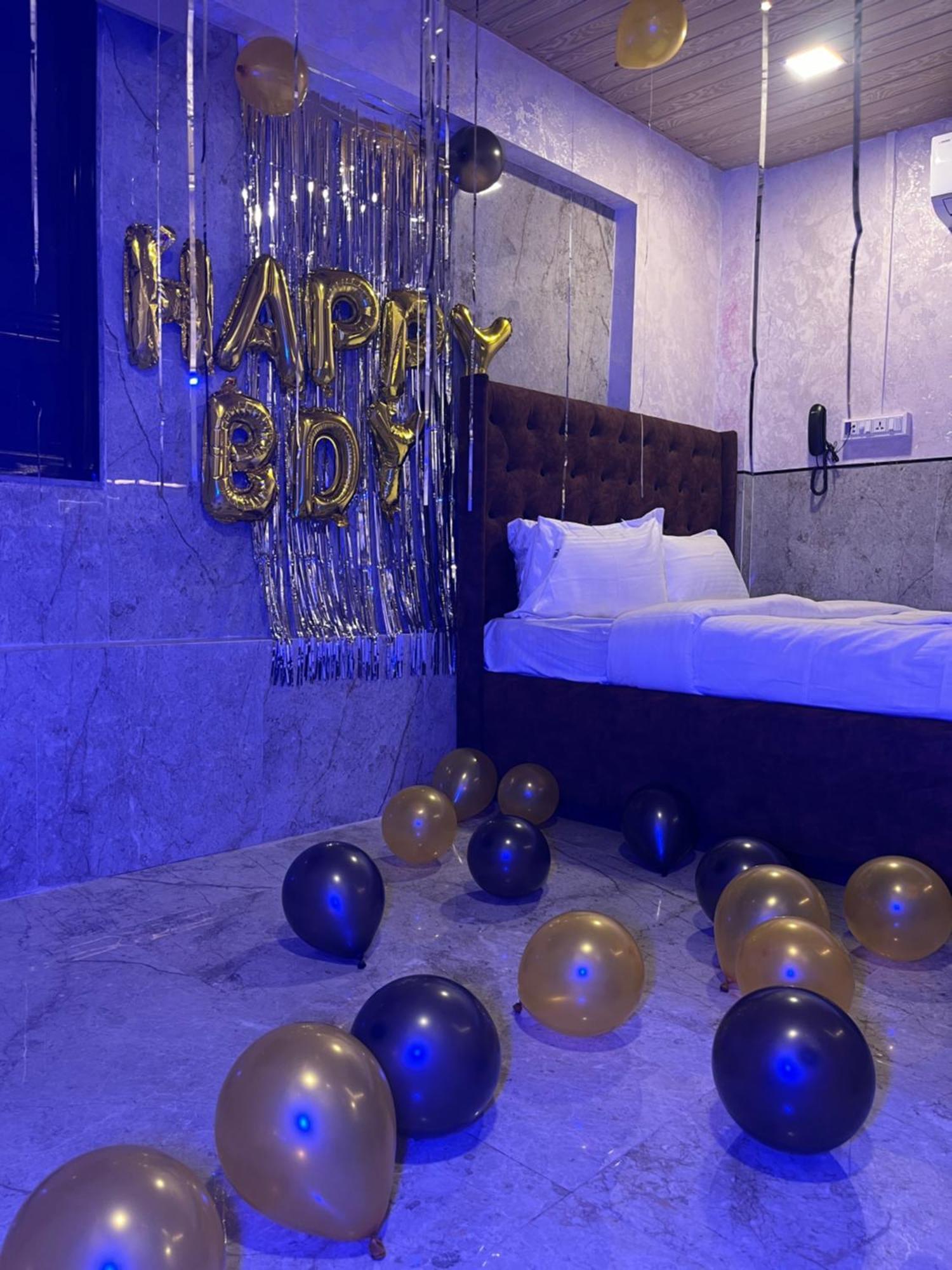 Hotel Newyork By Stayzy Rooms Bombay Exterior foto